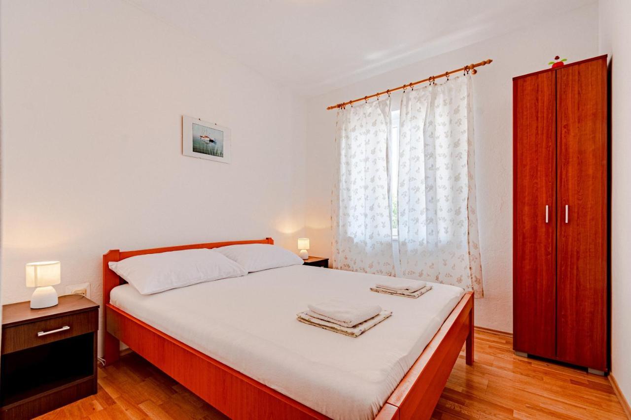 Apartments By The Sea Korcula - 10051 Екстериор снимка